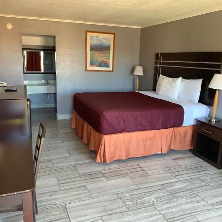 Executive Inn & Suites 비빌 외부 사진