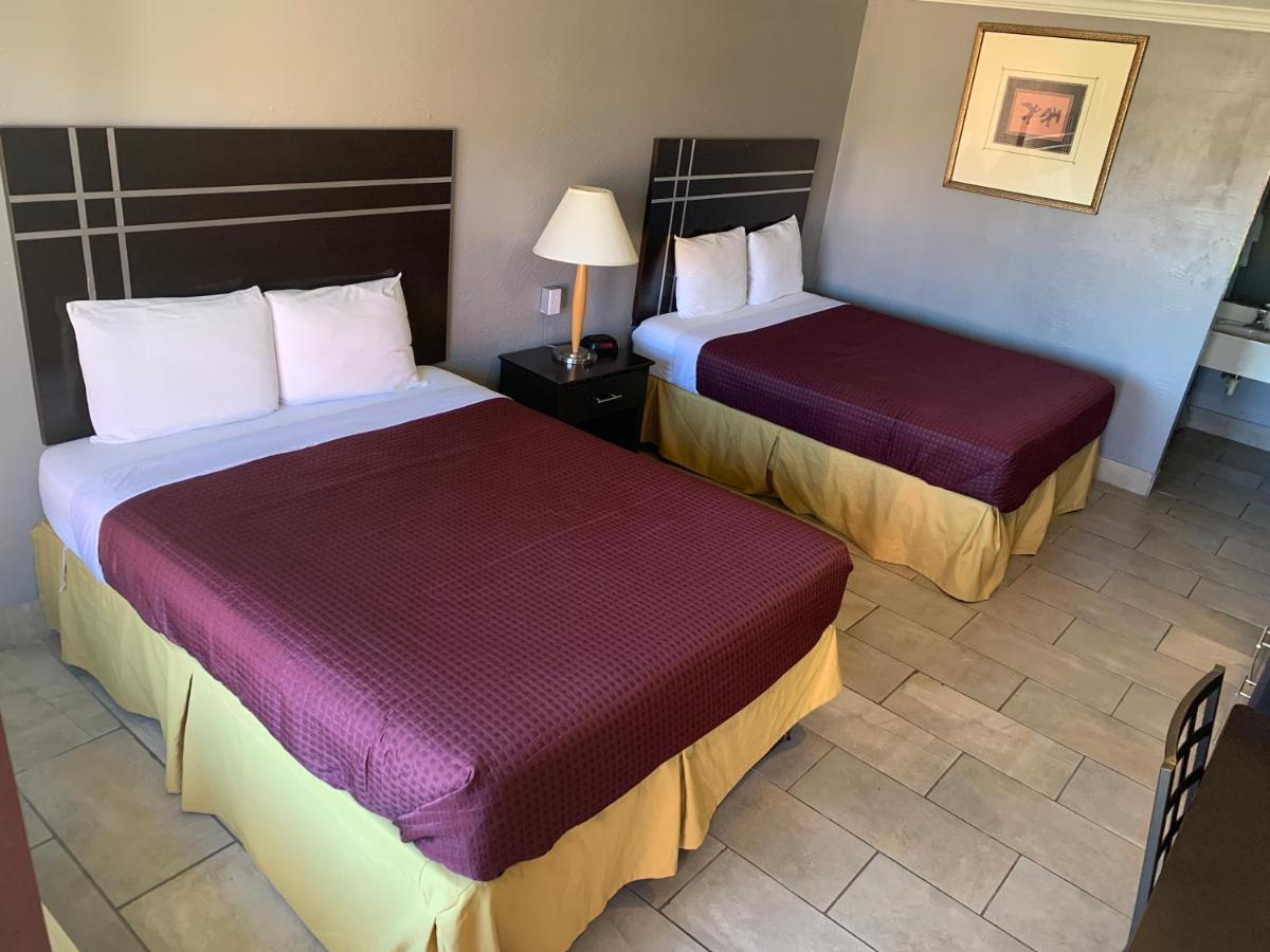 Executive Inn & Suites 비빌 외부 사진